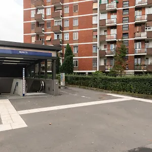 https://trilocale-metropolitana-blu-m4.italymilanhotels.net