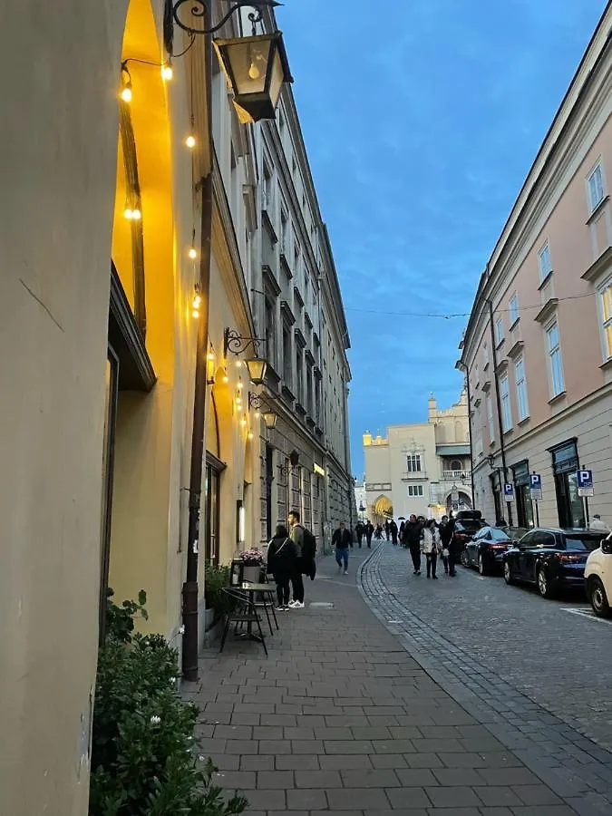 קרקוב Bracka Main Square Apartments פולין