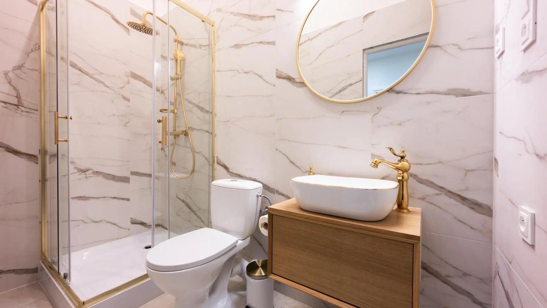 קרקוב Bracka Main Square Apartments 0*,  פולין