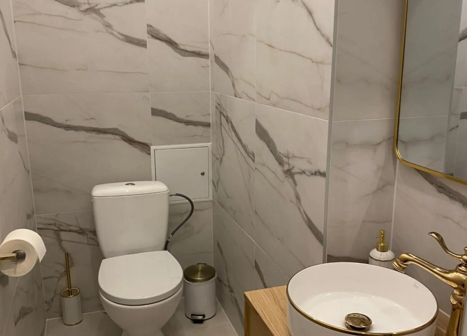קרקוב Bracka Main Square Apartments פולין